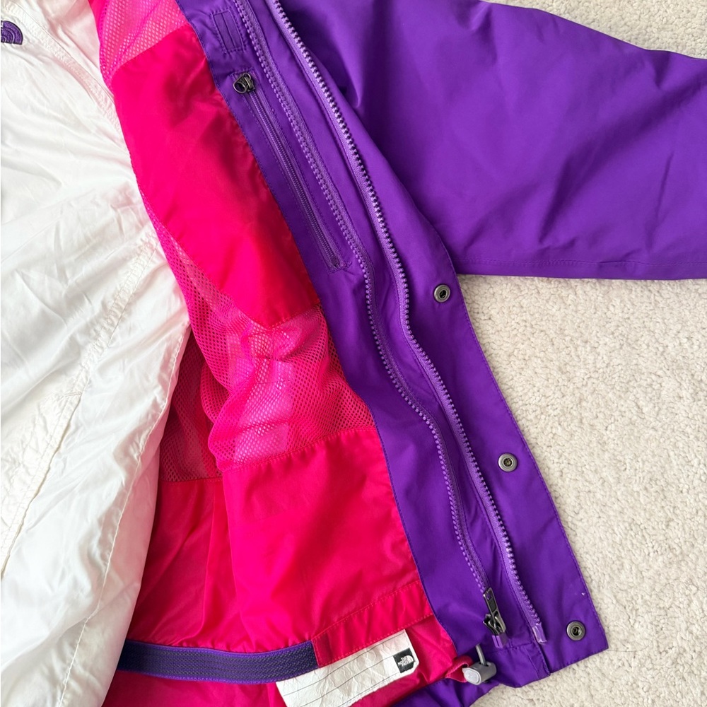 The North Face Hyvent 2 Piece Hooded Jacket - Picture 11 of 16